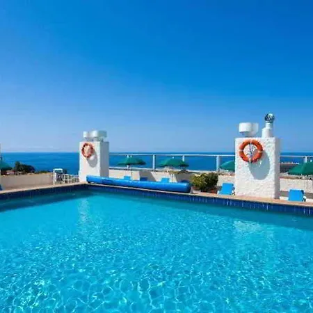 Eden Hotel 4*